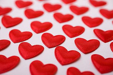 《怪物猎人：荒野》衣装回归 隐身偷袭伤害高